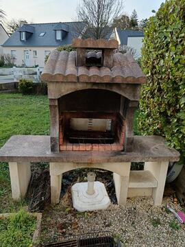 Barbecue extérieur en pierre