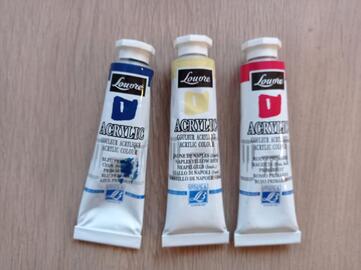 Tubes de peinture acrylic