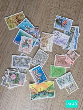 lot N°43. Timbres Algerie