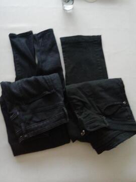 Deux jeans noirs taille 34/36