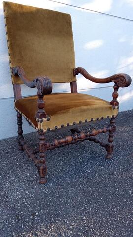 fauteuil Louis XIII