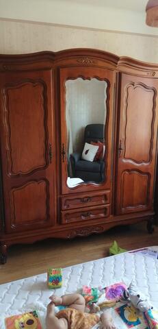 armoire en merisier