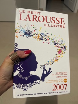 Dictionnaire Le petit Larousse illustré 2007