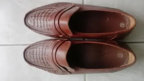 mocassin en cuir de taille 42