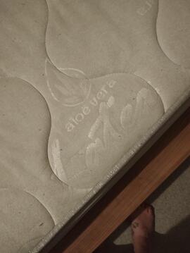 matelas latex/aloe vera 160*200