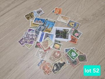 lot N °52. Timbres du monde