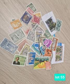 lot N °55. Timbres du monde