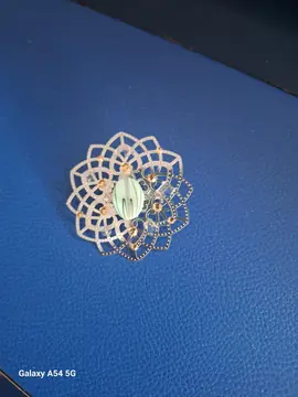 broche