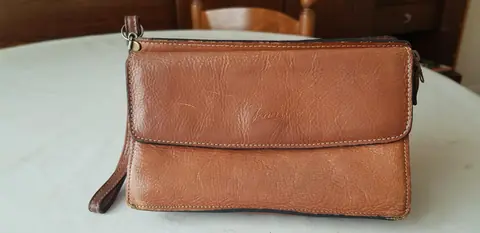 POCHETTE HOMME EN CUIR