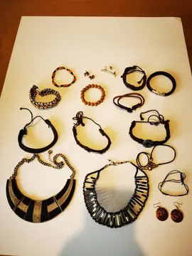 Lot petits bijoux
