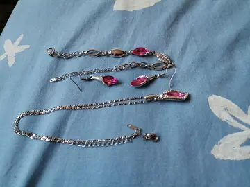 Parure de bijoux