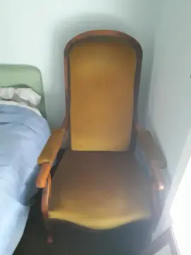 Je donne un fauteuil "Voltaire "