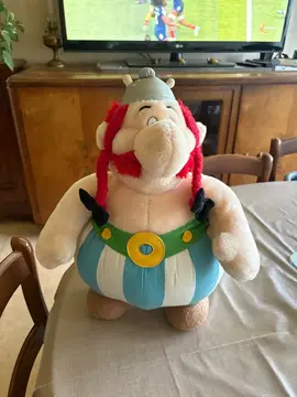peluche obélisque