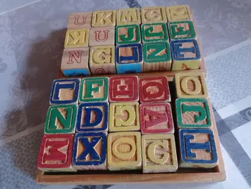 donne cube