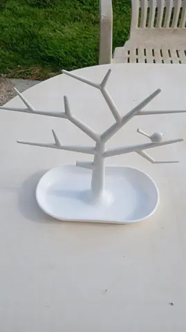 Arbre à bijoux