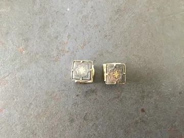 Paire de boutons de manchette