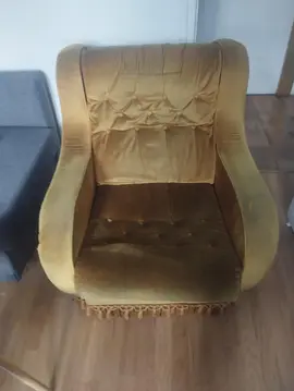 Fauteuil vieillot mais confort