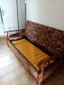 Canapé convertible sans coussins