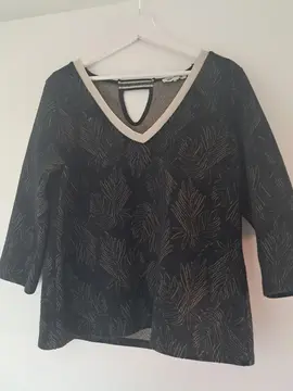 Pull noir tissu damassé taille L