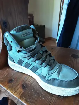 chaussures Nike deux paire à donner sois comme sa ou en échange d'un autre objet