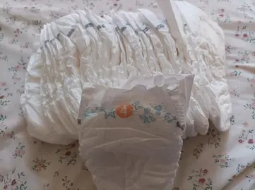 couche bébé taille 4