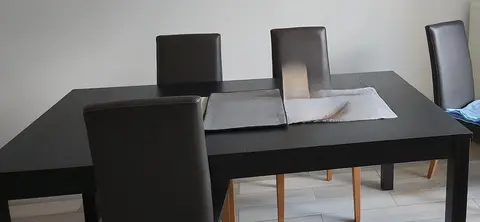 Table à manger IKEA 6 à 10 personnes