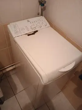 🧺 Donne machine à laver Indesit – bon état de fonctionnement 🔧