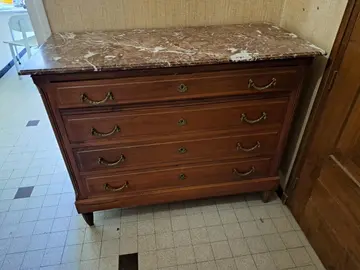 Commode ancienne