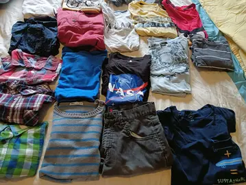 lot tee shirt pyjama chemise un pantalon tex Zara hm' Kiabi redskins