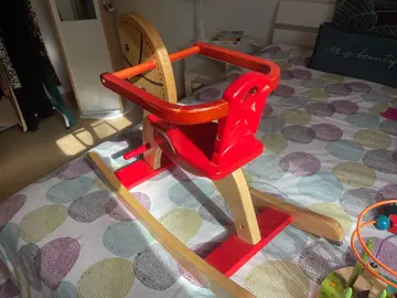 petit cheval en bois