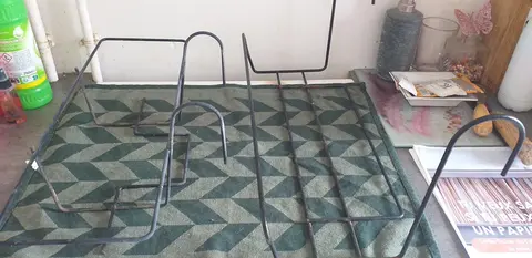 2 supports pour jardinières pour fenêtres ou balcons