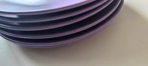 Assiette grande et petite