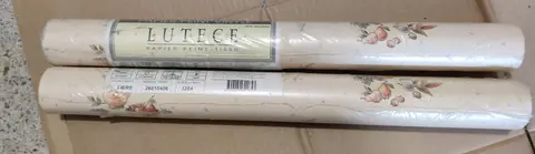2 rouleaux de papier peint vinyle