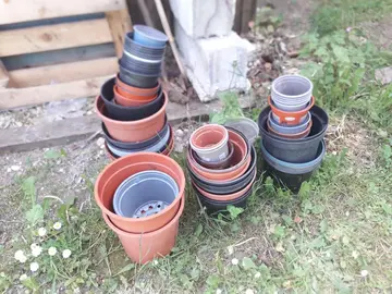 Pots en plastique