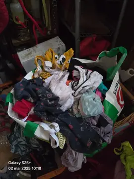 lot divers vêtements femmes 38 40