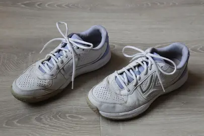 baskets blanches – pointure 39