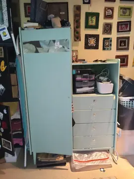 Armoire très bon état