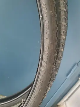 Pneus vélo en 700.