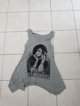 tee-shirt