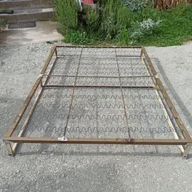sommier métal 140x190