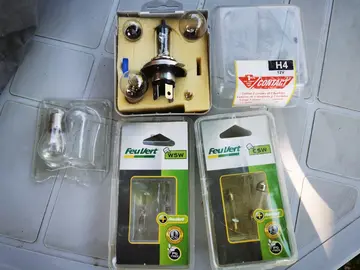 Ampoules de voiture