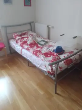 Lit 90cm très bon état