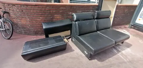Canapé dans la rue