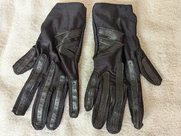 1 PAIRE DE GANTS ADULTE TAILLE UNIQUE