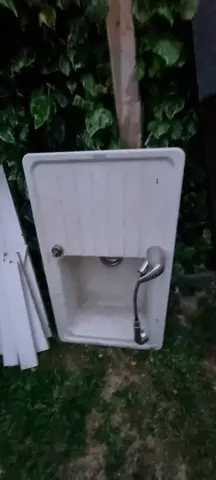 évier/ égouttoir en resine blanc moucheté