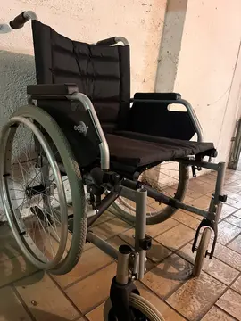 chaise roulante pliable