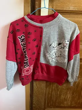 Pull 101 Dalmatiens 8 ans