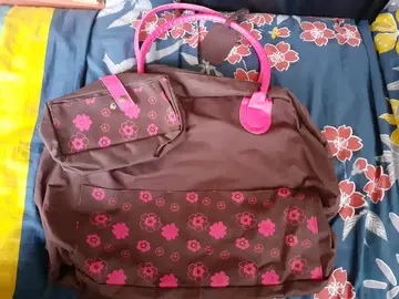 sac de voyage avec trousse
