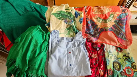 lot de blouses et chemises pour femme taille 42/44