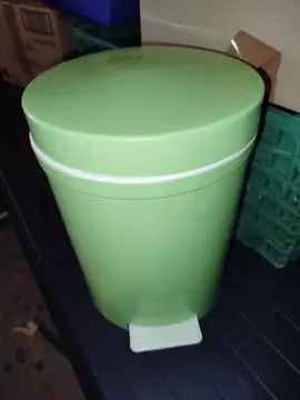 petite poubelle de sdb